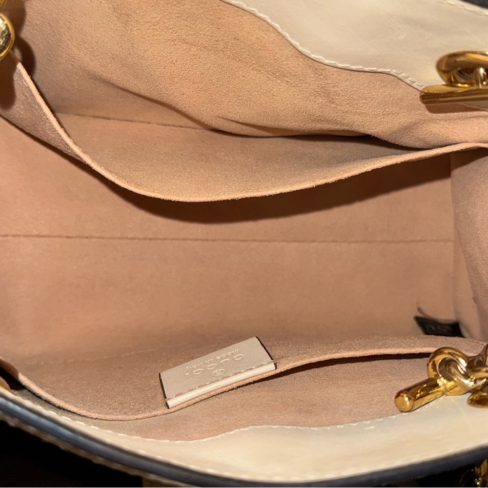 Small Gucci Supreme Monogram Padlock White Trim Canvas Chain-Handle Tote - Picture 5 of 9